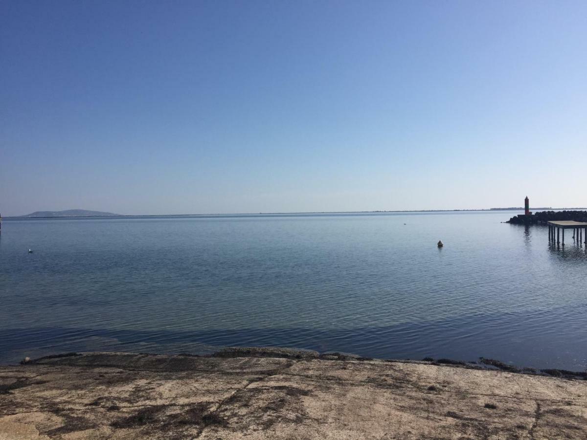 La Jolie Vigneronne Villa Marseillan  Bagian luar foto